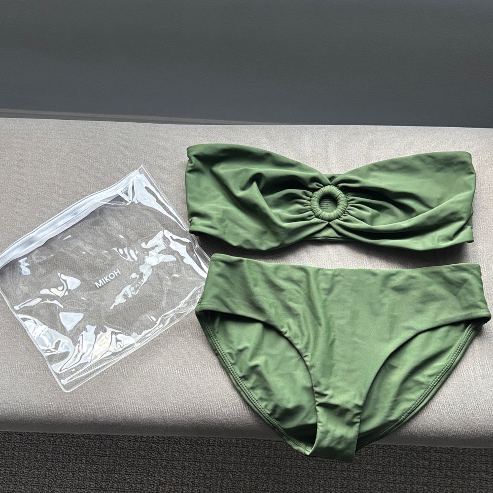 Mikoh Fresco Green Bikini Set : Rui Top bandeau(L) Cruz Bay 2 bottom (S)